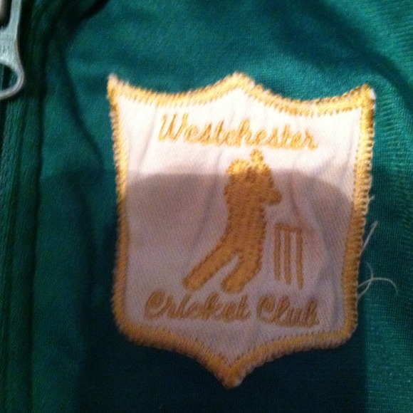 Zip-up - Picture 4 of 4