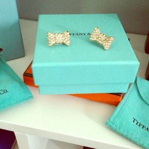 X SOLD XKate Spade Bow Earrings