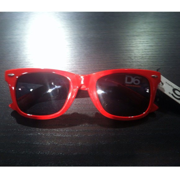 D6 Red Sunglasses