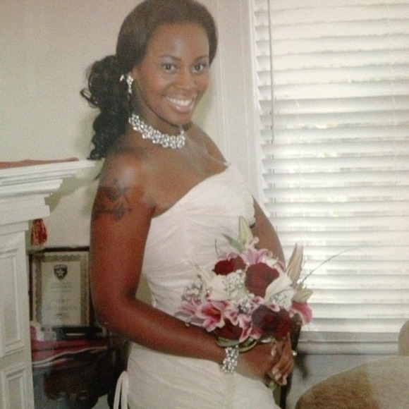 Just showing the chocker set i am selling.