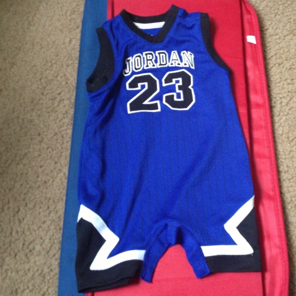 Clothes - Picture 1 of 1