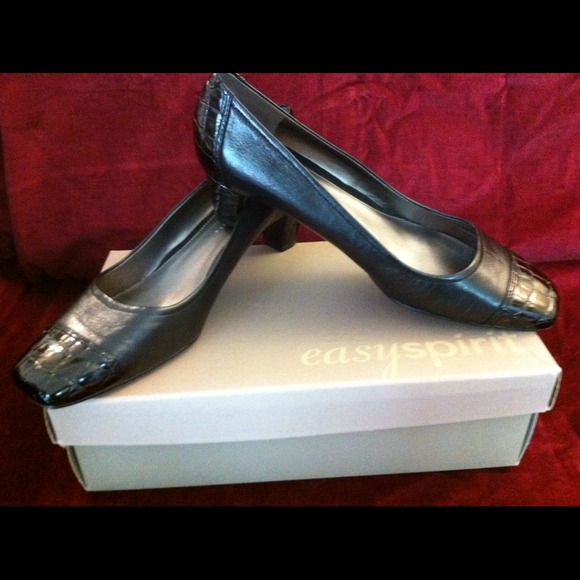 🔥Reduced🔥👠🎀💖Easy spirit shoe