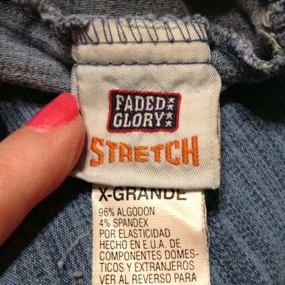 Denim stretch Capri faded Glory