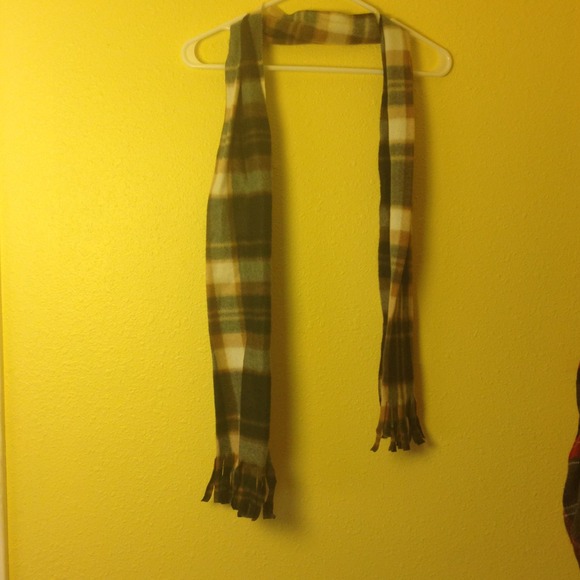 Brown and black plaid scarf
