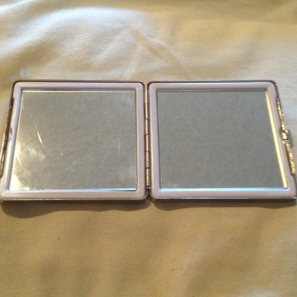 New - Picture 2 of 2