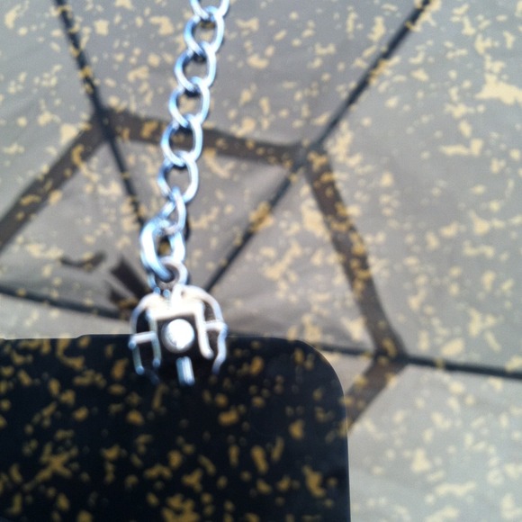 Necklace - Picture 2 of 2