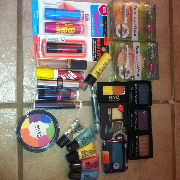 🚫🚫🚫SOLD🚫🚫Make up Bundle SOLD🚫🚫🚫