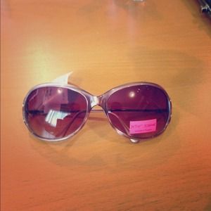 NWT Betsey Johnson Sunglasses
