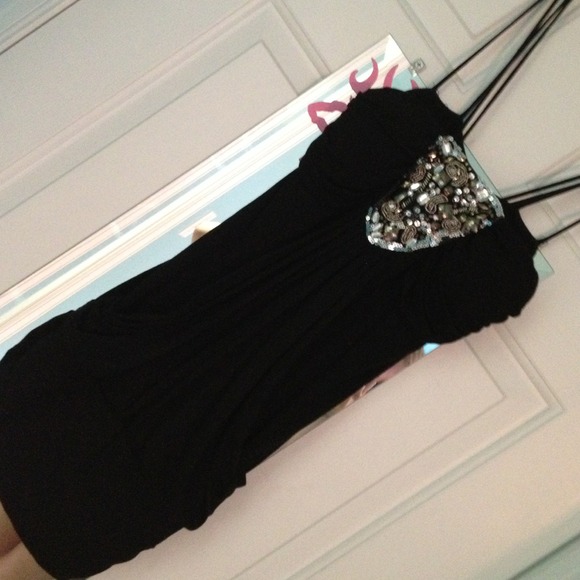 Cute, multifunctional shirt or dress!