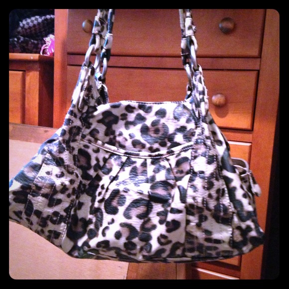 Kathy leopard purse - Picture 1 of 1