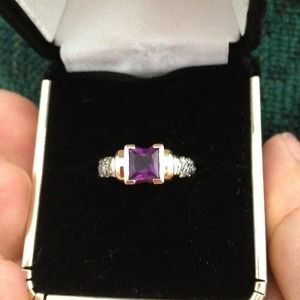 🚫HOLD@canizales🚫Genuine ring