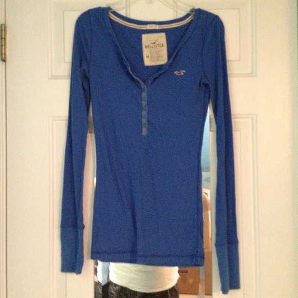 Hollister shirt!