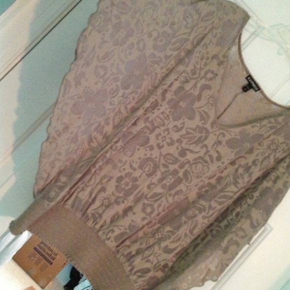 Express shirt! - Picture 2 of 3