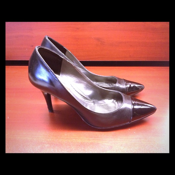 Black 3 1/2" High Heels