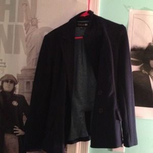 Blazer in Navy Blue with green details inside