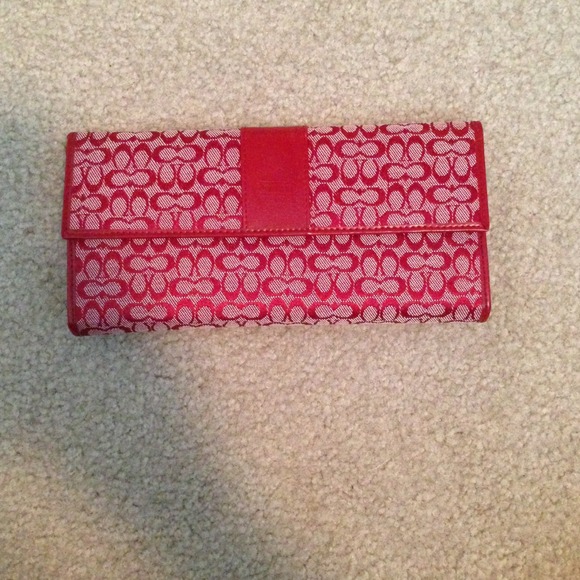 Coach wallet