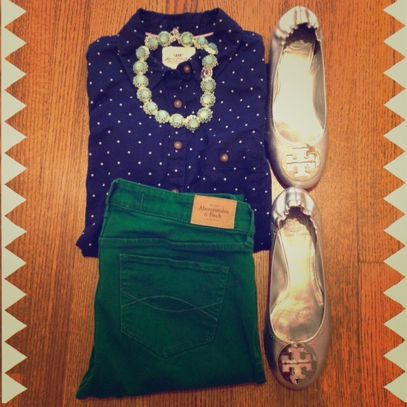 SOLD Abercrombie Kelly Green skinnies jeggings