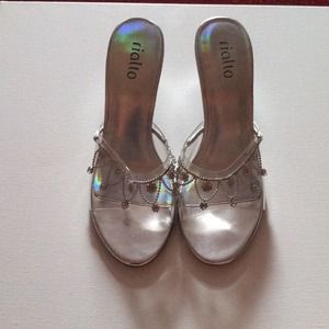 Size 6 Rialto shoes. Worn only once.