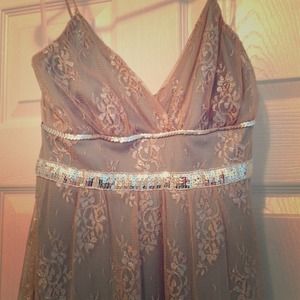 Size S vintage lace dress. Teal and gold.