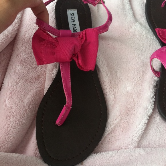 Pink Steve Madden sandals - Picture 3 of 3