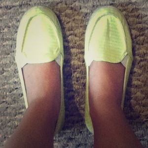 Aeropostale Neon Flats