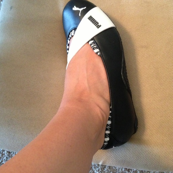 Shoes - Picture 4 of 4