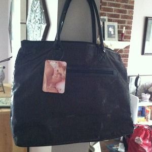 **reserved for @npatrick1** Jessica Simpson bag