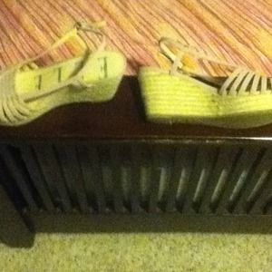 Elle pink wedge sandals