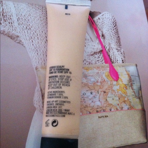 SOLD***MAC Studio Sculpt SPF 15 foundation in NC15 - Picture 2 of 2