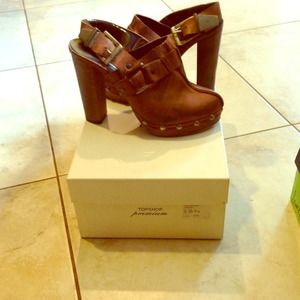 ♣REDUCED♣ Topshop Clogs