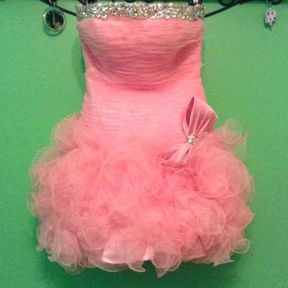 Light pink prom dress! Worn only once. - Picture 1 of 3