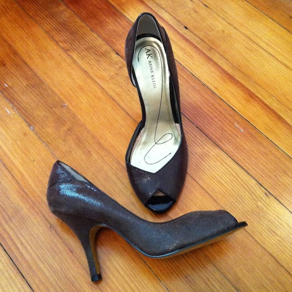 Anne Klein Genuine Leather Pumps