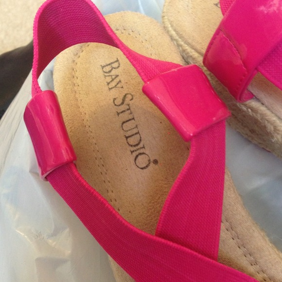 Pink strap wedge heel ! - Picture 2 of 3