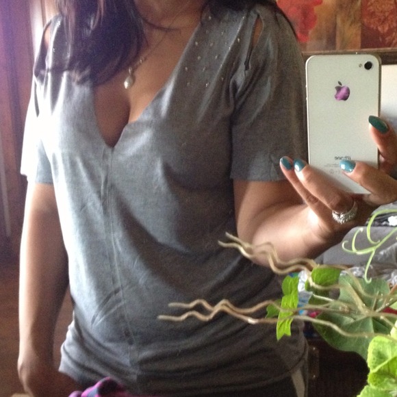 New grey soft tees - Picture 1 of 2