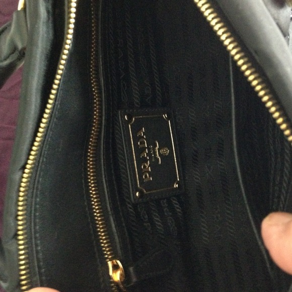 💝💝SOLD💝💝authentic prada 💝💝 - Picture 2 of 2