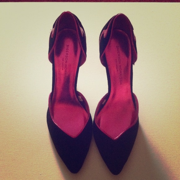 Sigerson Morrison heels. They've never been worn!