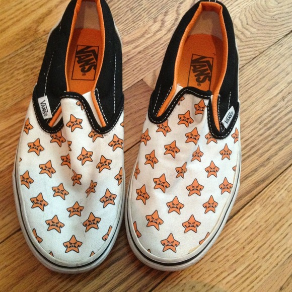 REDUCED 🌟RARE starfish Van's NWOT size 8