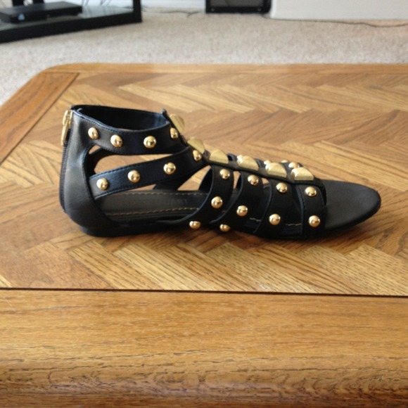 *TRADED* - Picture 2 of 4