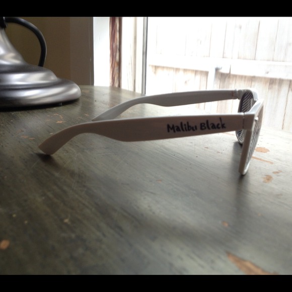 Print- Graphic sunglasses - Picture 2 of 2