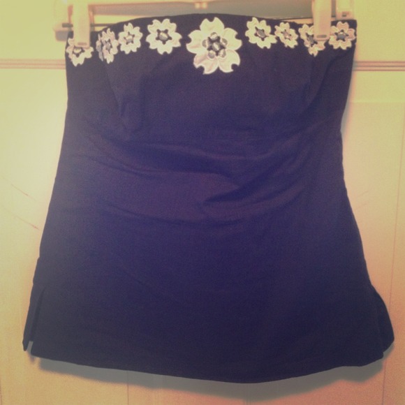 ❤️Sold in bundle❤️J Crew stunning strapless top
