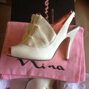 Brand new never worn gorgeous wedding shoes