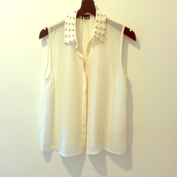❌SOLD❌ Urban Outfitters Sheer Cream Top