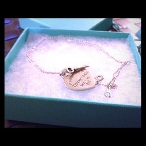 Return to Tiffany Heart Tag with Key Pendant