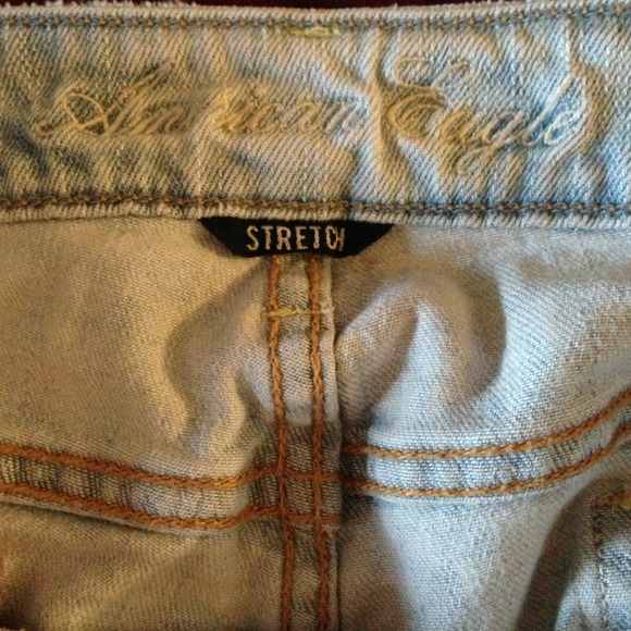 White washed out jeans from American Eagle. - Picture 2 of 3
