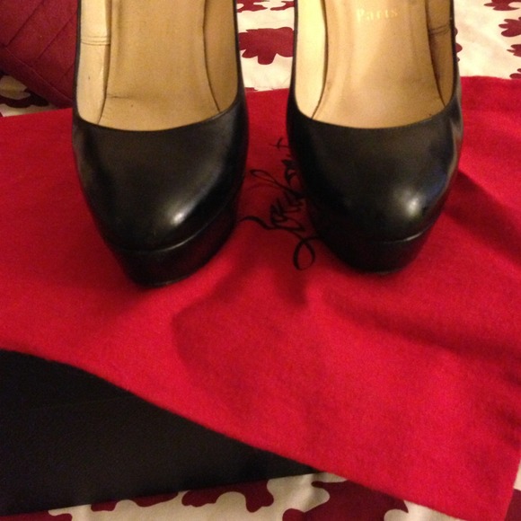 SOLD - Picture 4 of 4