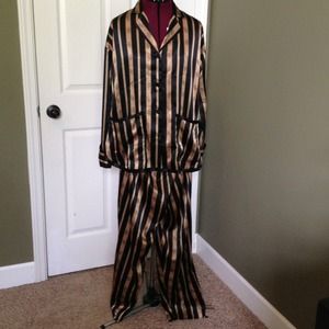 NWOT Victoria's Secret PJ Set Size Small