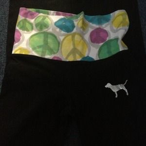 ✋SOLD IN BUNDLE✋VS PINK Yoga pants! XS
