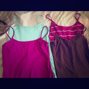 ❌SOLD⭕ Forever 21 TankTops!! SIZES VARY