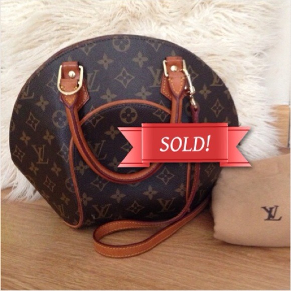 🔴SOLD🔴Authentic Louis Vuitton Ellipse