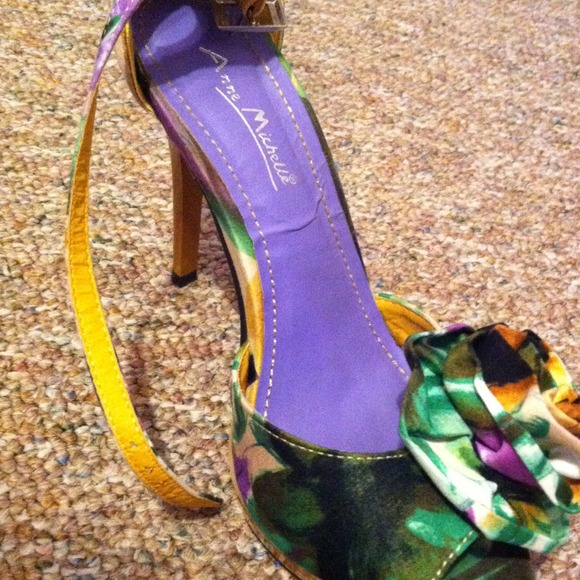 Anne Michelle heels. - Picture 3 of 3